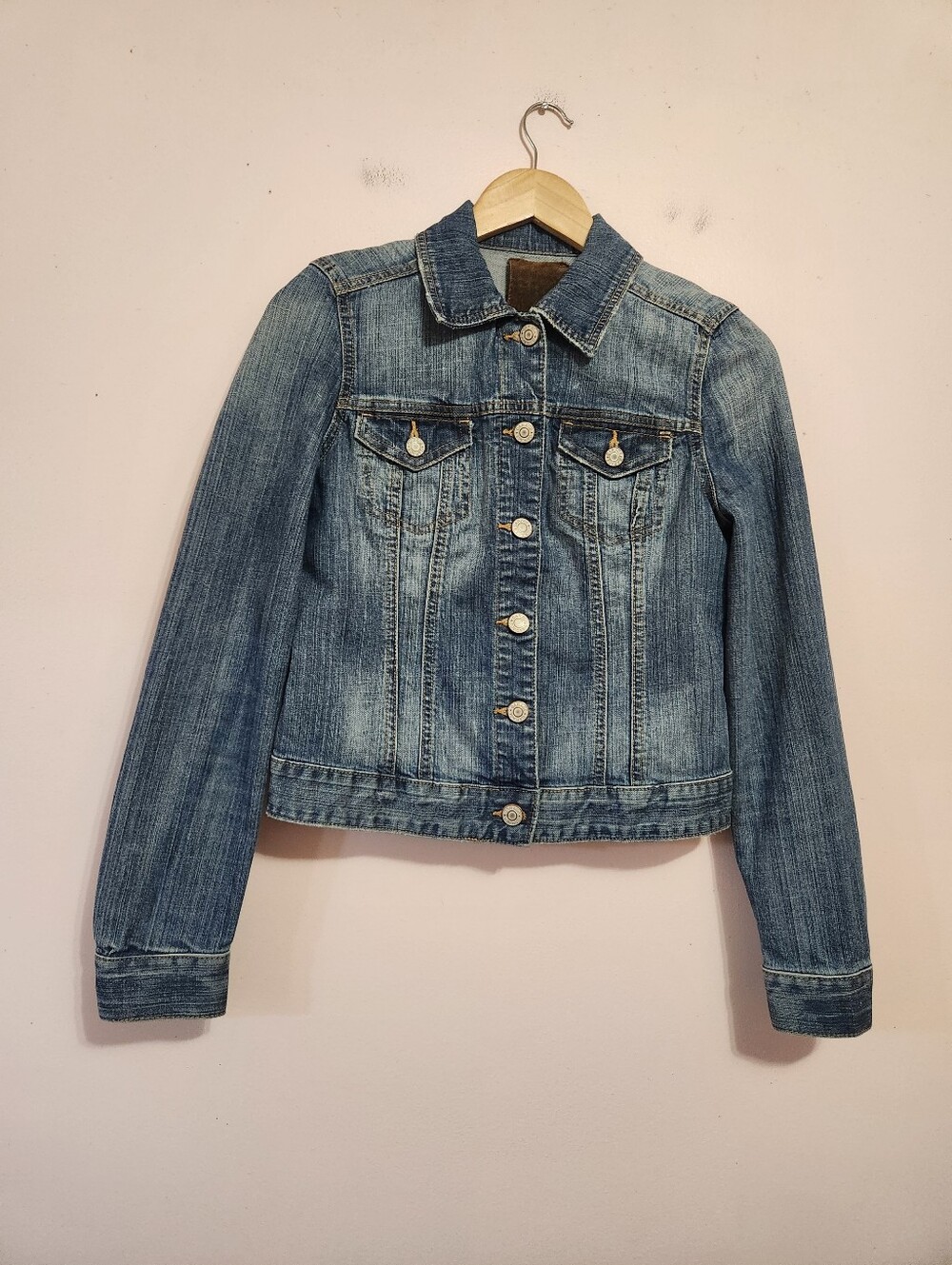 Vintage Y2K Garage Medium Wash Cropped Denim Trucker Jean Jacket Retro Size M